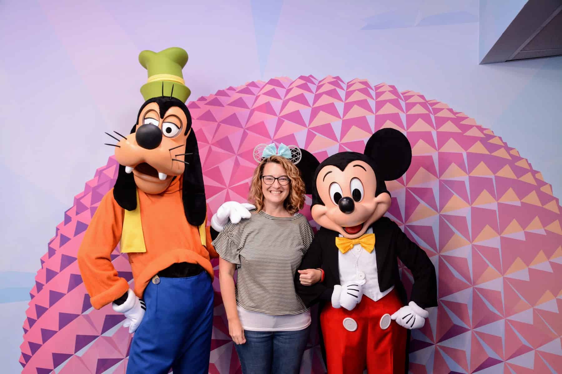 Where you can find the Disney Visa Character Spots at Disney World