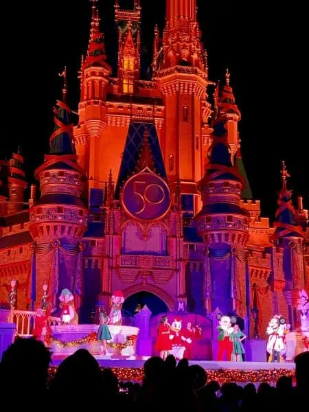 mickey & minnie's very merry memories stage show 
