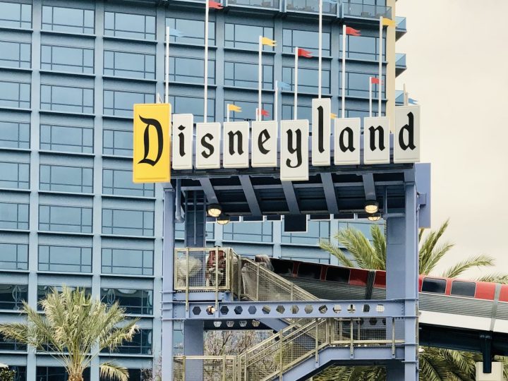 2023 Winter Offers For Disneyland Resort Hotels Now Available to Book