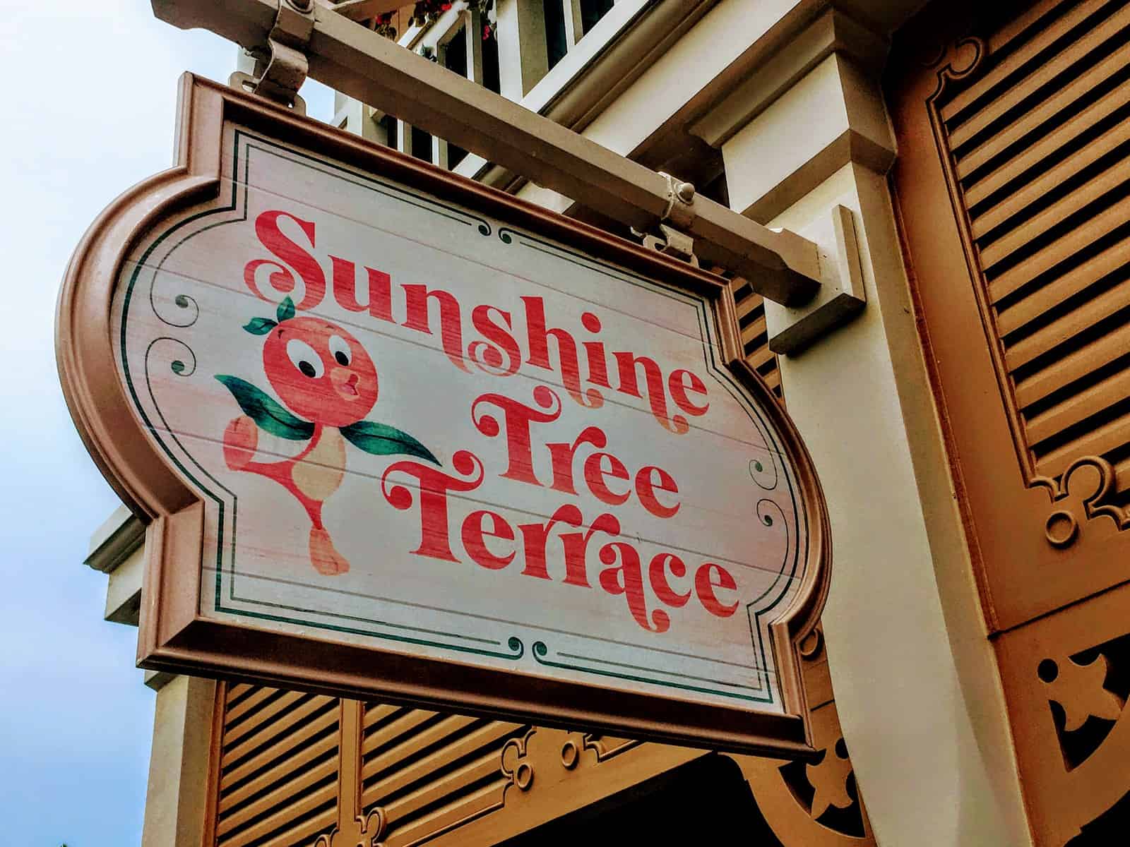 7 Disney Free Dining Tips (with dates for 2020!)