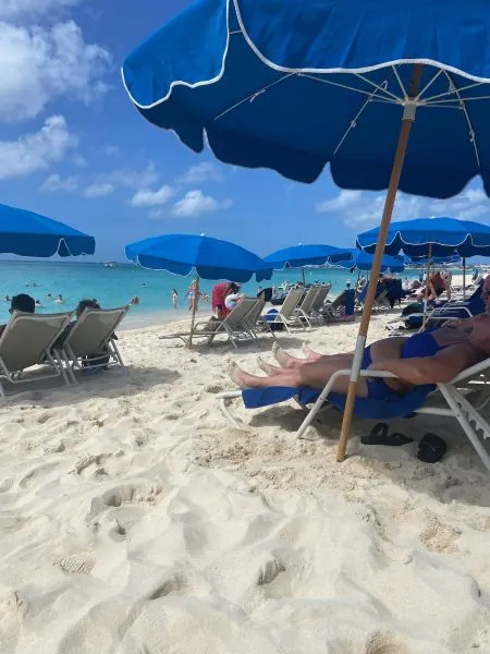 Grand Cayman crowded beach