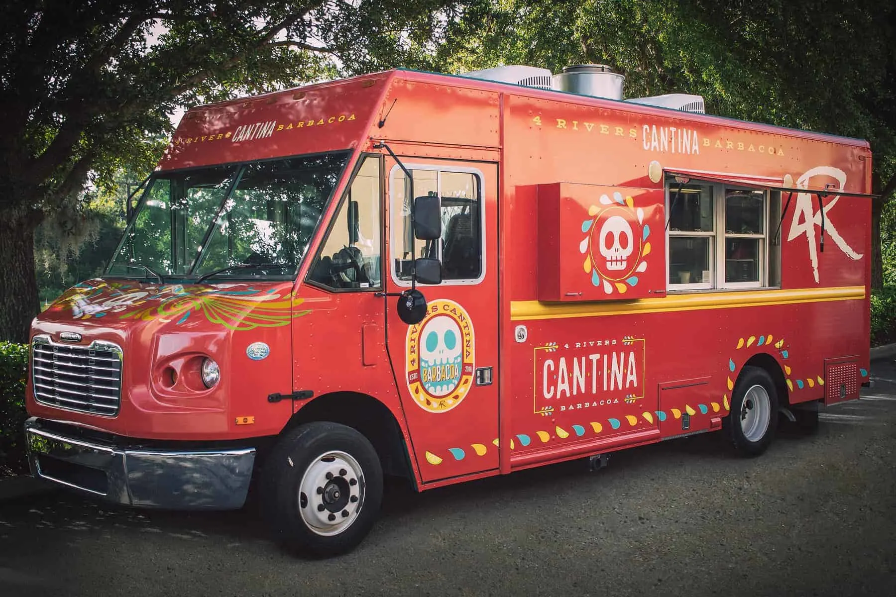 Pros and Cons for All Disney Springs Restaurants - 4 Rivers Cantina Barbacoa Food Truck (dinner)
