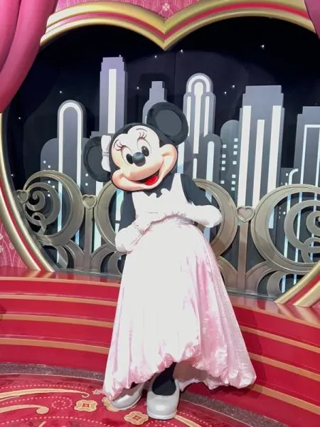Minnie Mouse at Red Carpet Dreams