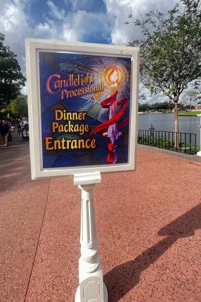 candlelight processional dining package entrance