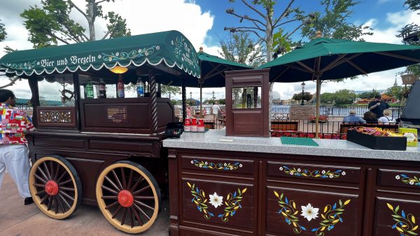 beer cart in Epcot germany pavilion
