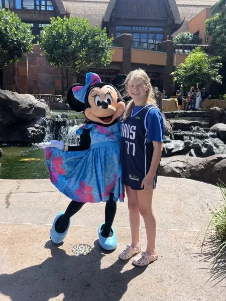 Stephanie's daughter with Minnie
