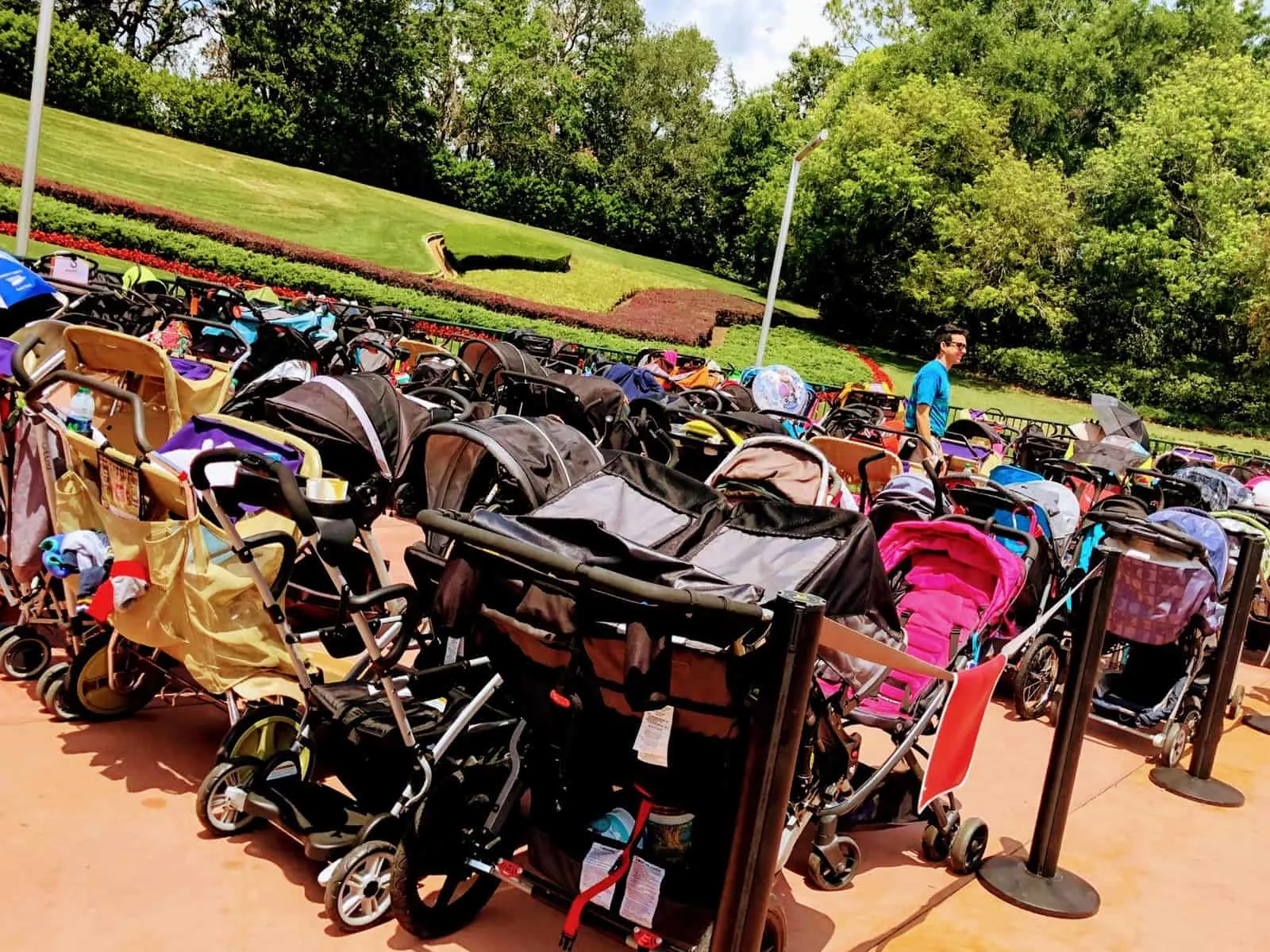 Customize and print your own Disney World stroller tags