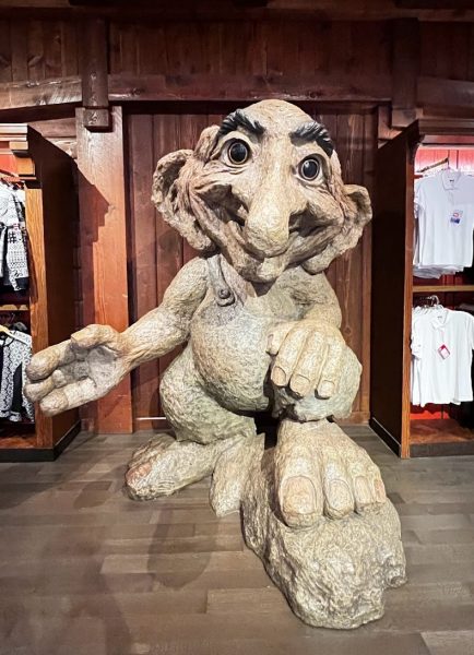 troll - the fjording - epcot Norway