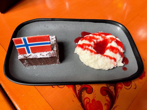 norwegian desserts at akershus royal banquet hall