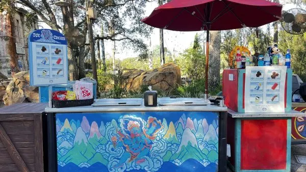 snack and drink cart asia animal kingdom