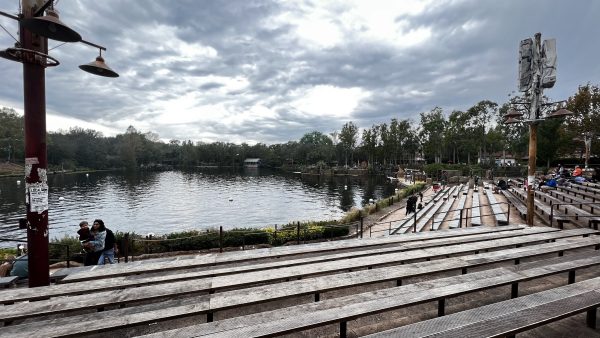 discovery river amphitheater asia animal kingdom