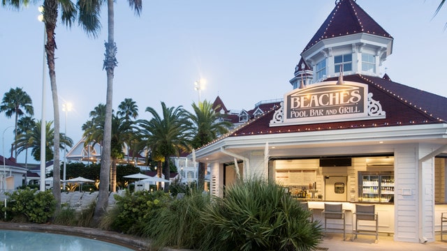 Grand Floridian Villas - Beaches Pool Bar & Grill