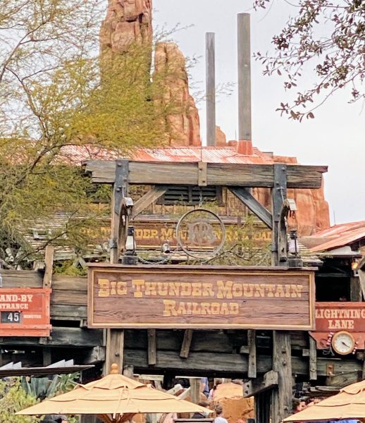 standby and lightning lanes for big thunder mountain railroad