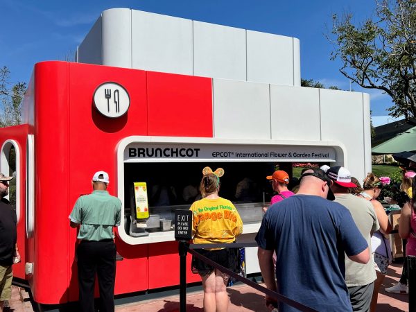 brunchcot booth at epcot flower and garden