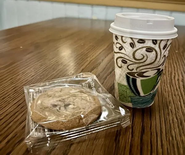 chocolate chip cookie and hot cocoa at harbour house for mvmcp