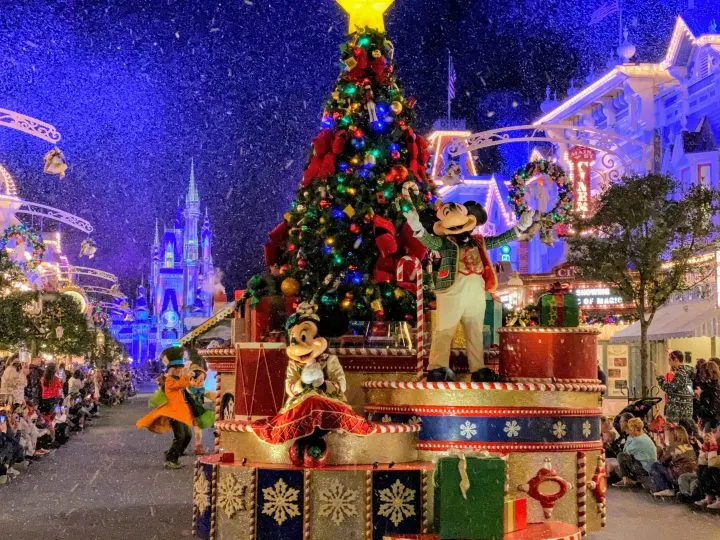Mickey’s Very Merry Christmas Party Returns for 2022
