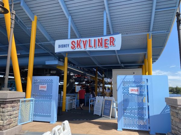 disney skyliner - pop century resort