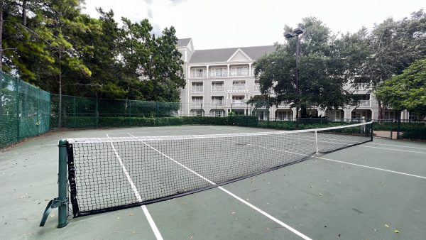 disney's yacht club tennis court
