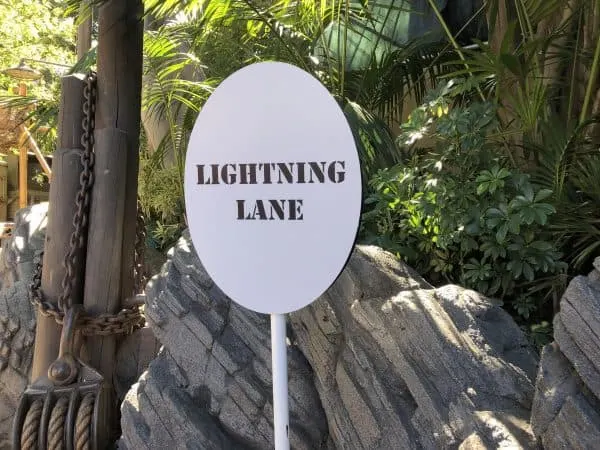indiana jones lightning lane entrance at disneyland