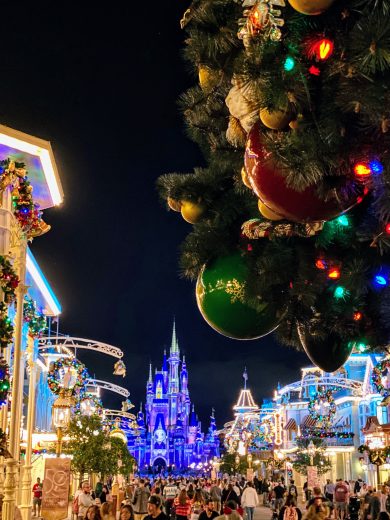 2023 Mickey's Very Merry Christmas Party (map, best dates, touring plan)