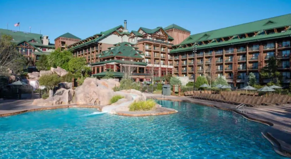 Complete Guide to Copper Creek Villas & Cabins at Wilderness Lodge (w/review)