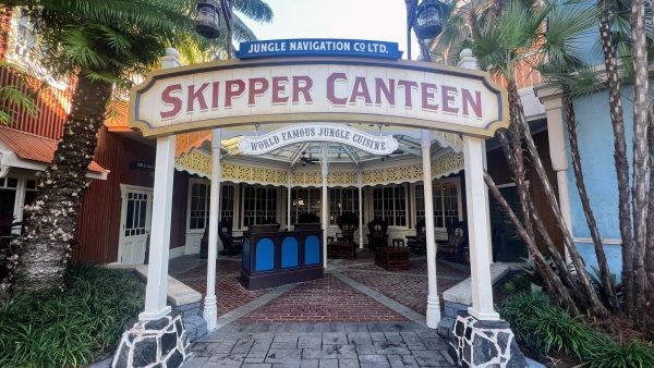 skipper canteen at magic kingodm