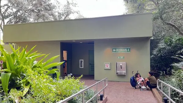 restrooms theater in the wild animal kingdom