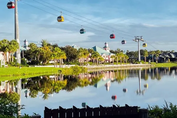 View of Skyliner going over the Aruba section