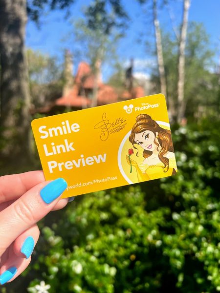 disney photopass card for enchanted tales with belle