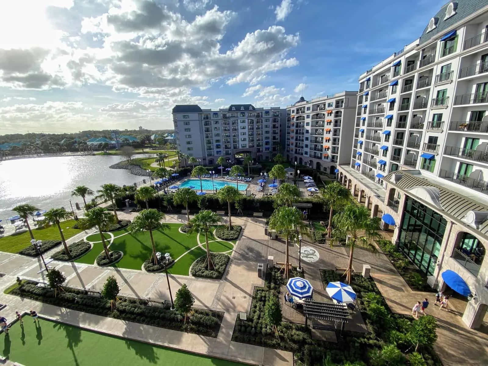 Complete Guide to Disney’s Riviera Resort (w/review)
