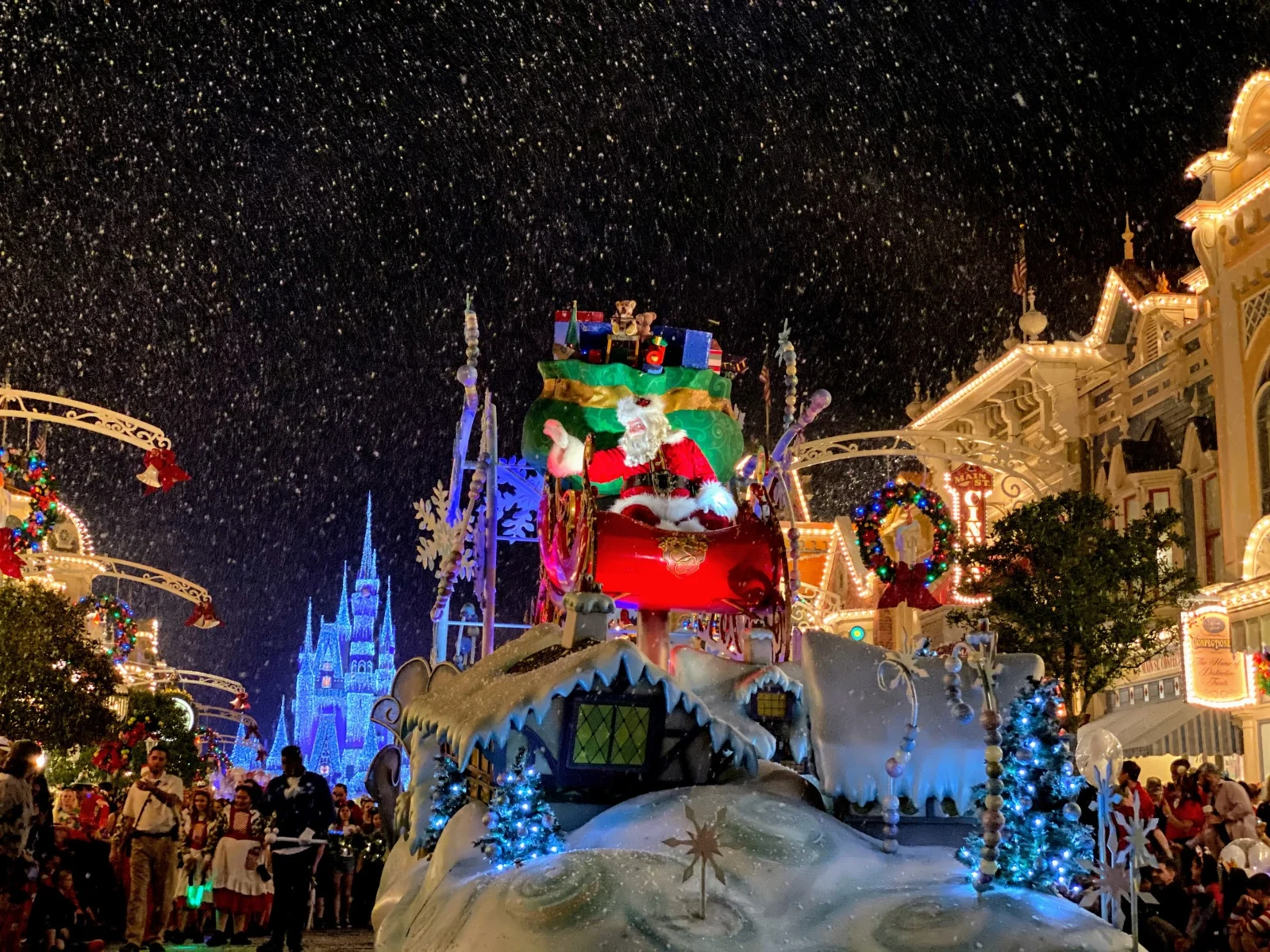 Disney Very Merriest After Hours Adds New Holiday Stage Show