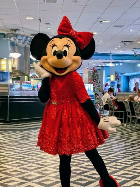 Minnie's Holiday Dine