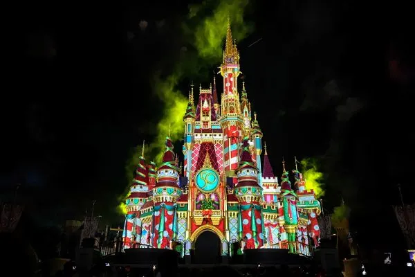 castle projections magic kingdom christmas