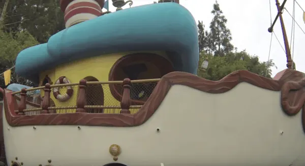 Donald's Boat - Disneyland