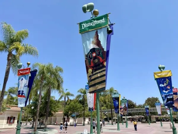Disneyland esplanade banners