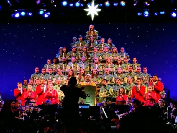 Candlelight processional at epcot festival of the holidays