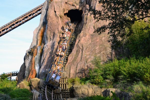 expedition everest hill