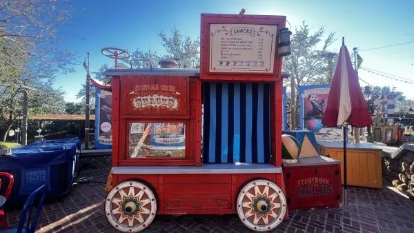 storybook circus snack and drink cart