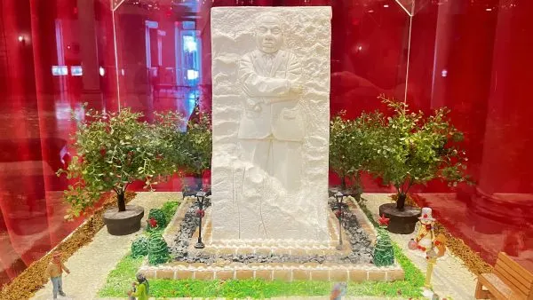 martin luther king jr memorial gingerbread display epcot