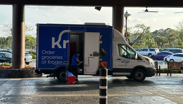 Kroger delivery truck