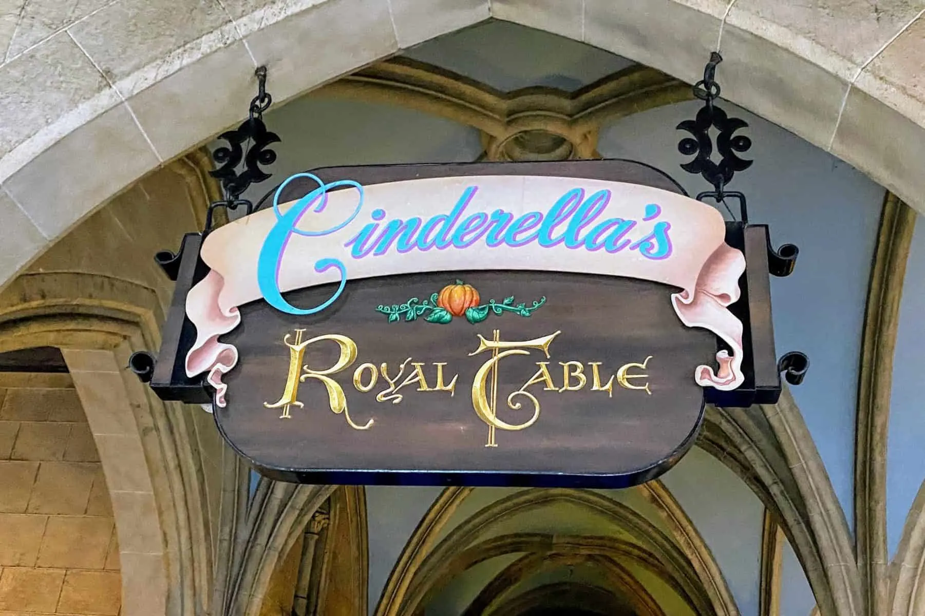 Disney World Buffets Return & Cinderella Royal’s Table Adds Breakfast