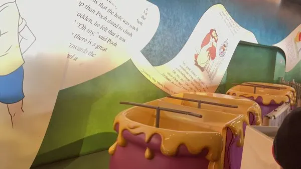 the many adventures of winnie the pooh ride vehicles