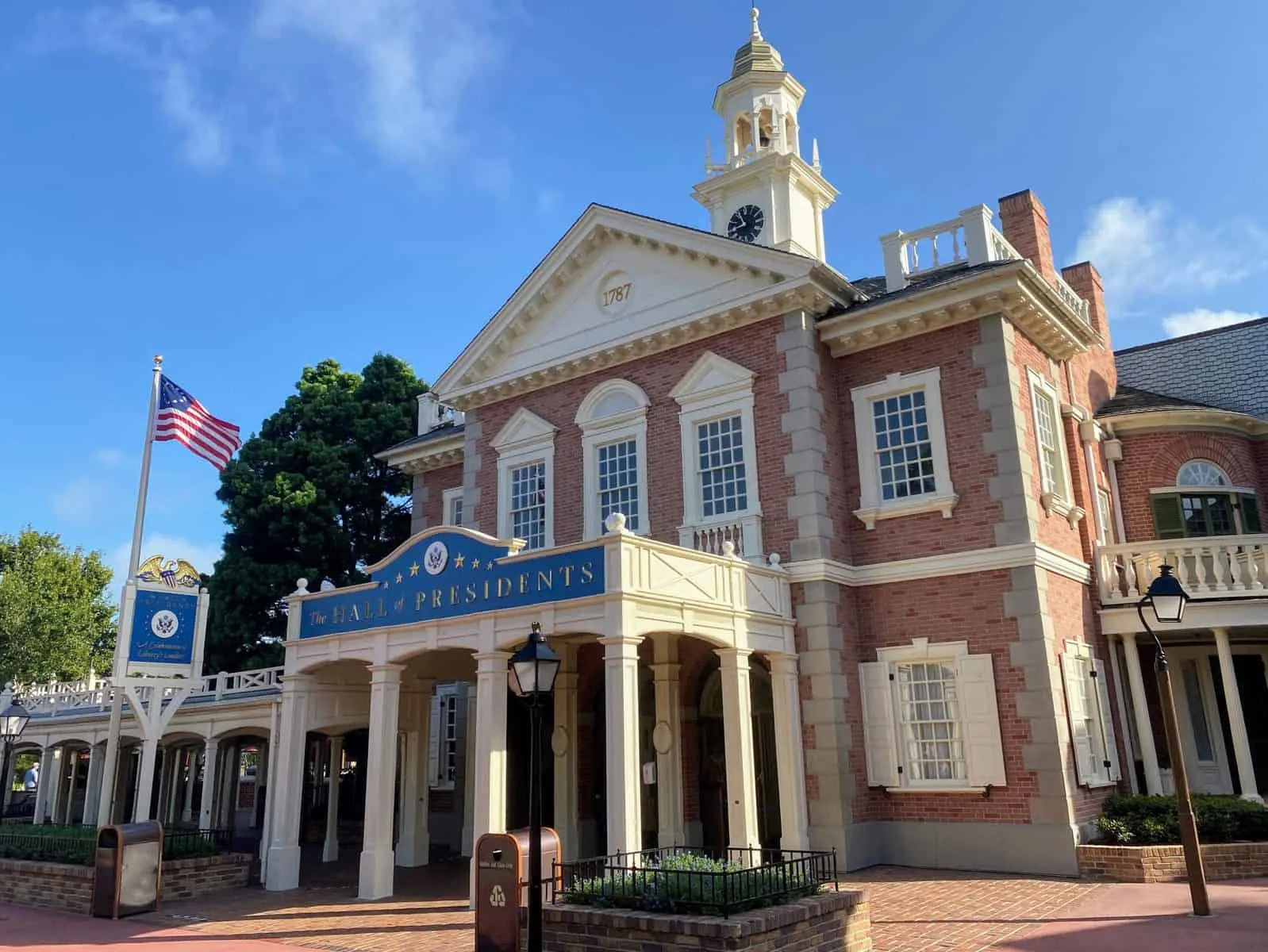 Complete Guide to The Hall of Presidents at Magic Kingdom