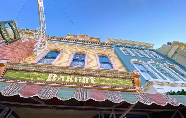 main street bakery starbucks at magic kingdom