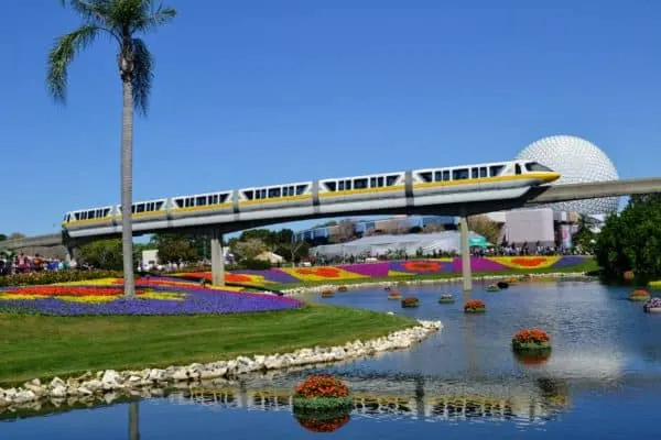 Monorail at Flower and Garden