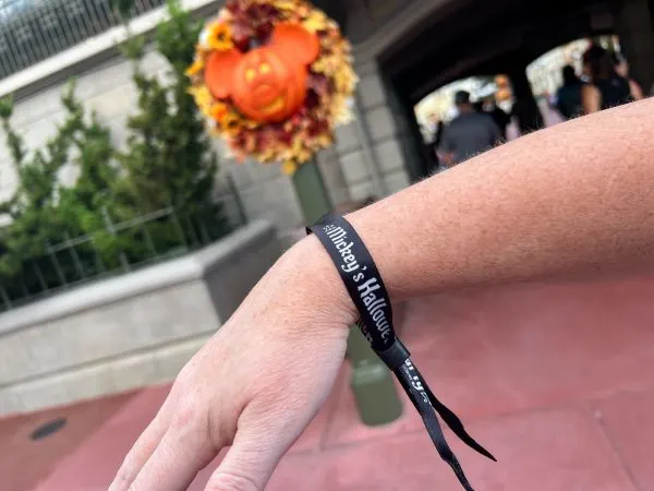 mickey's not so scary halloween party wristbands