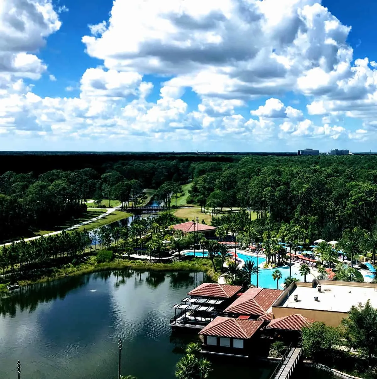 Off-Site Disney World Resorts – best options, some with onsite perks!