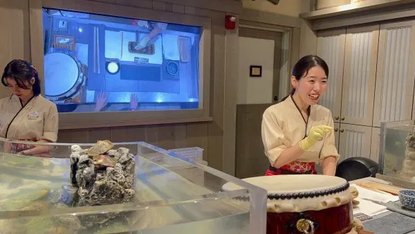 pick a pearl in the japan pavilion at epcot