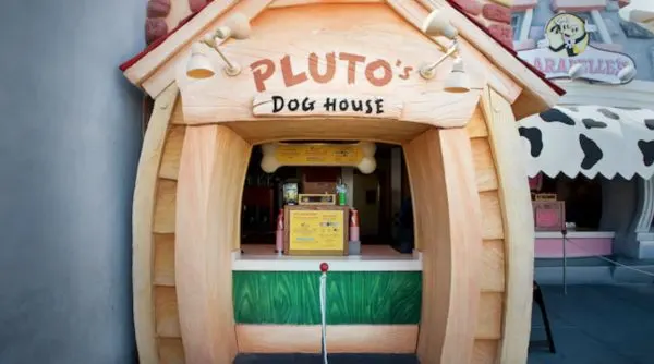 Pluto's Dog House in Toontown