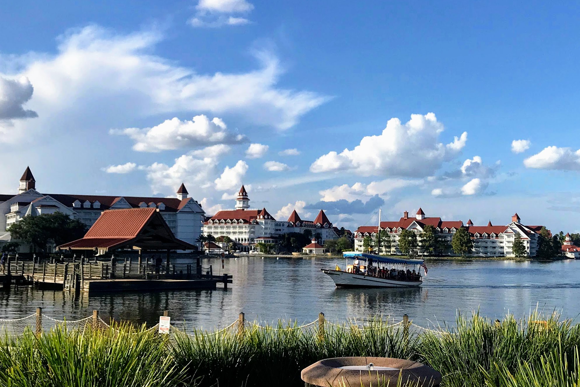 How do you visit Disney World resorts right now?
